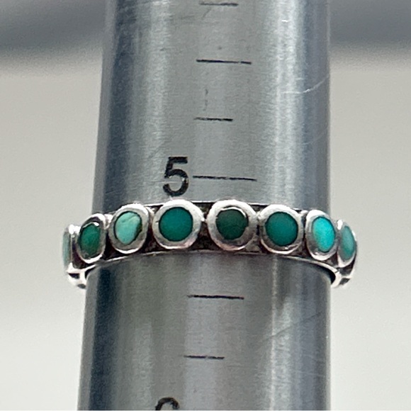 Vintage Southwestern Turquoise Sterling Silver Eternity Ring - Picture 11 of 12
